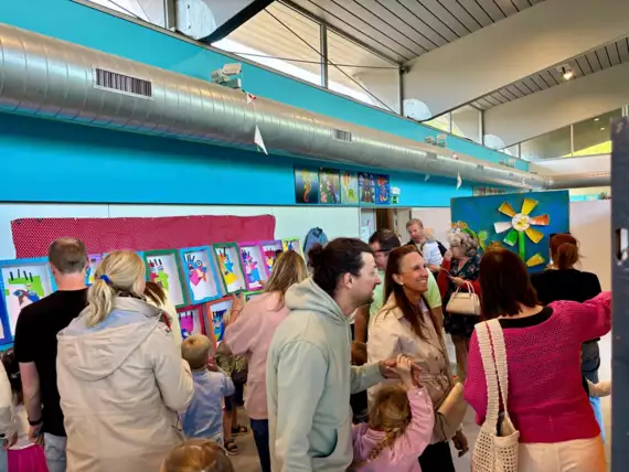 495658689_10237492555640352_5395070056238055125_n -  - Kunstproject in de 2de kleuterklas