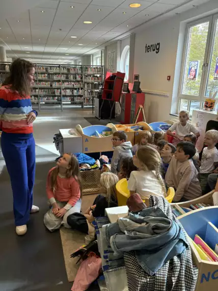 561606498_2917172408468693_5246377214305658593_n -  - Rondleiding in de bib