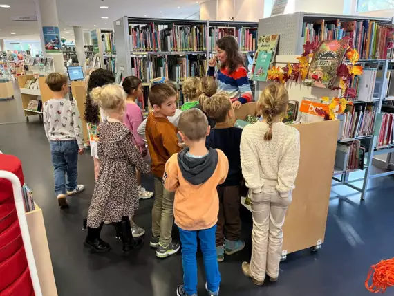 562966555_1608402573461538_7745624611109430021_n -  - Rondleiding in de bib