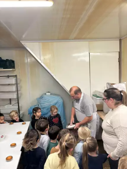 585595519_25154033767595389_8895689677405048633_n -  - Van deeg tot cupcake: een zoete uitstap