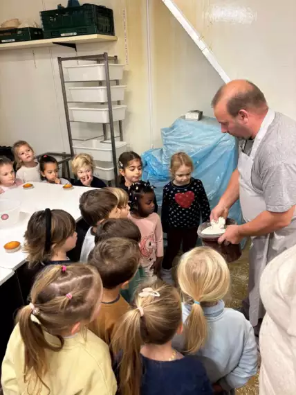 584898346_10240234731913045_2722995024261128546_n -  - Van deeg tot cupcake: een zoete uitstap