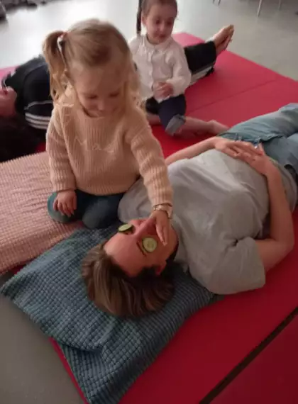 495443558_2851536711685456_219653566295686668_n -  - Moederdag in de peuterklas