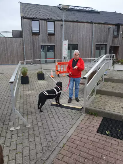 20251010_111847 -  - Bezoek 'Vrienden der blinden'