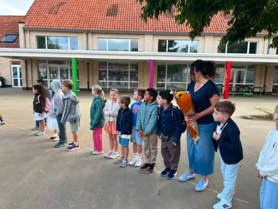 789872780_1881229156178877_8610054594078786766_n -  - 1ste schooldag