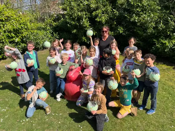 488655466_1460243521610778_8478951279938101136_n -  - Paaseierenraap op onze school: een feestelijke traditie!