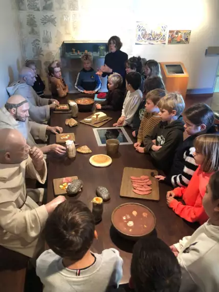 560633460_10163976780774695_7428314570114245719_n -  - Vierde leerjaar duikt de middeleeuwen in