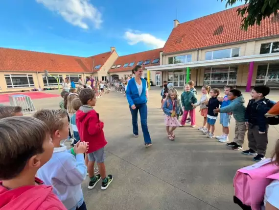 790591314_1881229039512222_4050137495159525898_n -  - 1ste schooldag
