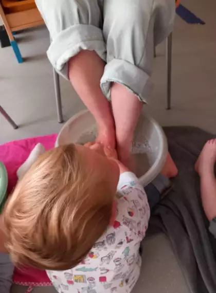 495869096_2851536968352097_1216585193588267935_n -  - Moederdag in de peuterklas