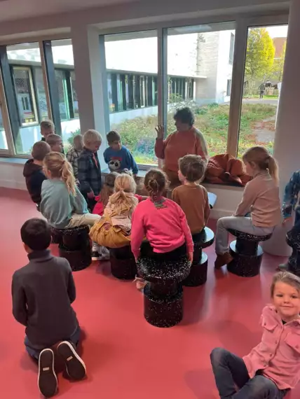 466847664_10161855979087661_5784709885013452362_n -  - 1ste leerjaar naar het visserijmuseum