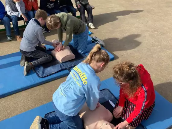 Cursus 'Red een leven'-431447666_10160280214524811_4708321582793859714_n