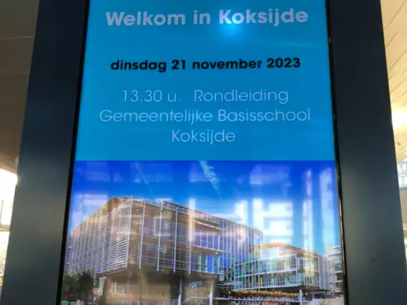 Bezoek aan het gemeentehuis-402663771_10161529794394695_2387928134756354139_n