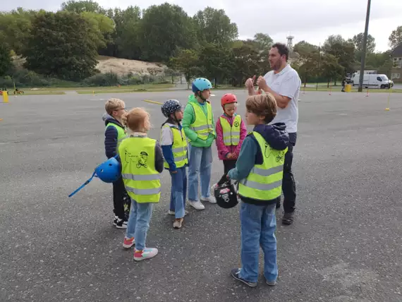 Verkeershelden in het 5de leerjaar-verkeersles (6)