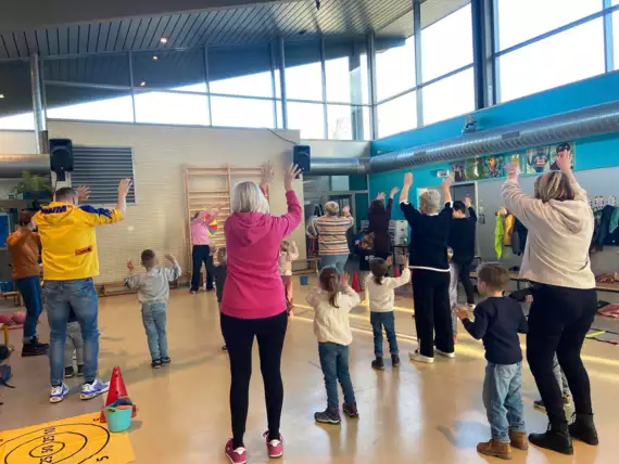 Een sportief spektakel met juf Sofie-420110601_10232541307742249_7962550582862295663_n